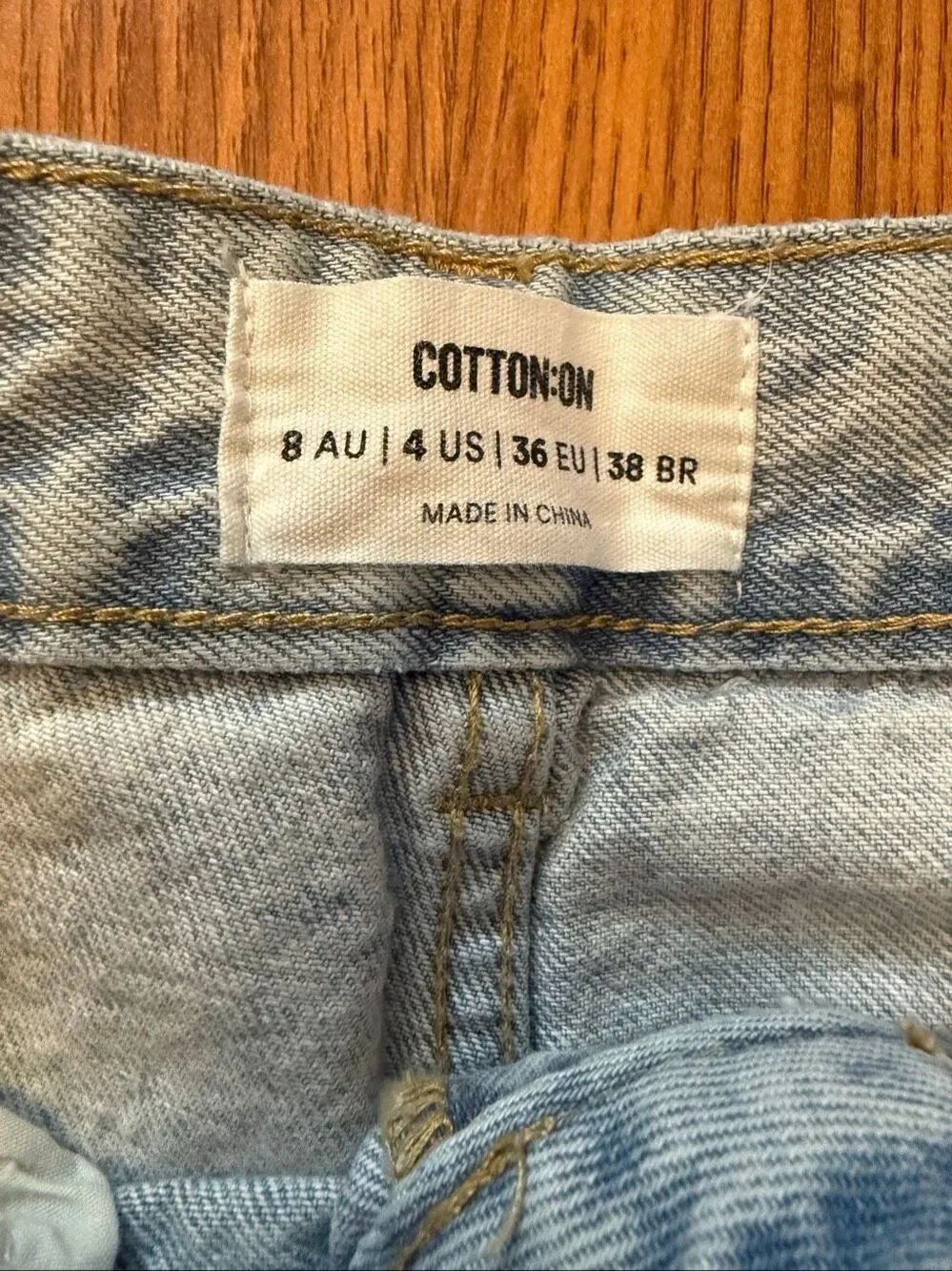 Cotton On Women's Acid Wash High Rise Long Wide Leg Jeans Light Blue Size 4 - Picture 3 of 7